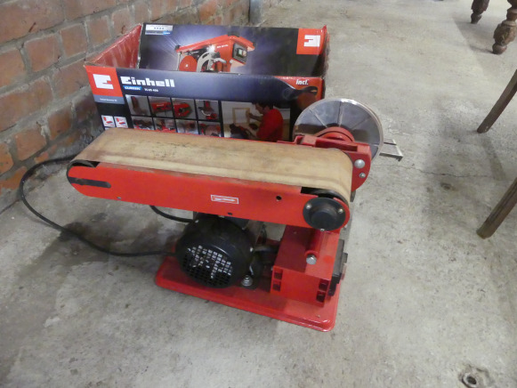 Ponceuse à bande Einhell TC-US400 - Машина за обработка на метал: слика 4 Ponceuse à bande Einhell TC-US400 - Машина за обработка на метал: слика 4