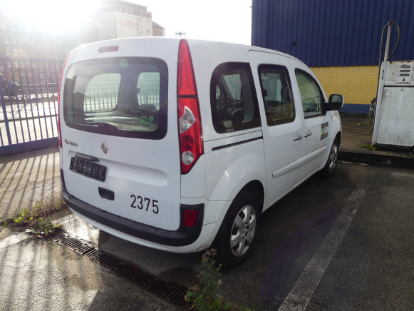 REF:2375 - Voiture Renault Kangoo 1,5 DCI 80 (2011-74.305 km) - Автомобил: слика 5 REF:2375 - Voiture Renault Kangoo 1,5 DCI 80 (2011-74.305 km) - Автомобил: слика 5