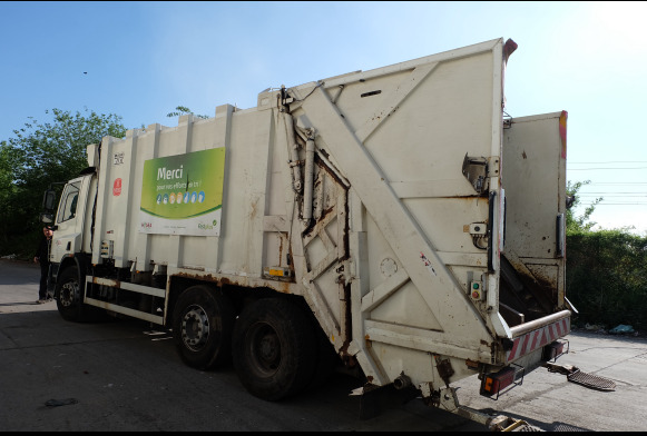 REF : 5 - Camion poubelle DAF CF75 - Камион за ѓубре: слика 4 REF : 5 - Camion poubelle DAF CF75 - Камион за ѓубре: слика 4