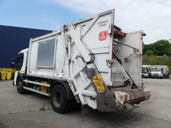 Камион за ѓубре REF:5446 - Camion poubelle Renault Access (2013-192.146 km): слика 15