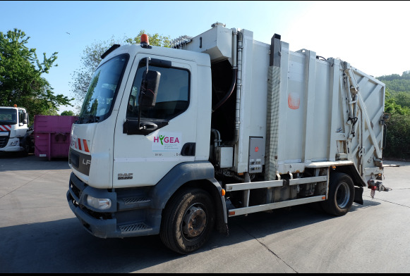 REF : 6 - Camion poubelle DAF LF55 - Камион за ѓубре: слика 1 REF : 6 - Camion poubelle DAF LF55 - Камион за ѓубре: слика 1