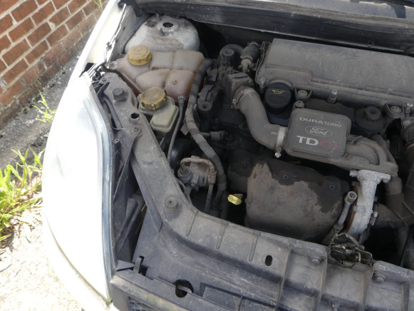 Автомобил REF:Immatriculée sous : SPI-110 - Voiture Ford FIESTA: слика 17