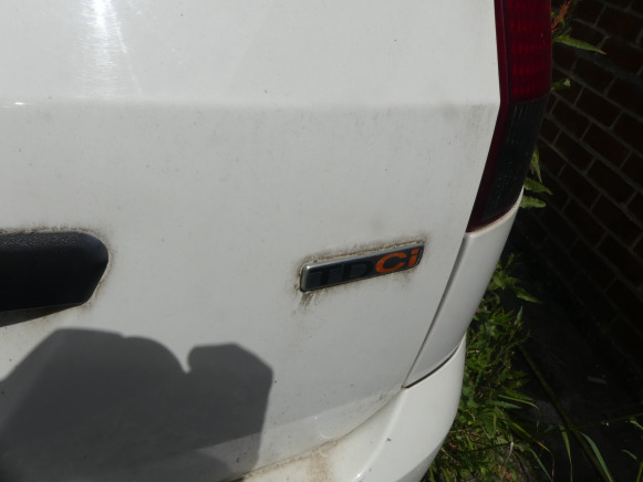 Автомобил REF:Immatriculée sous : SPI-110 - Voiture Ford FIESTA: слика 6