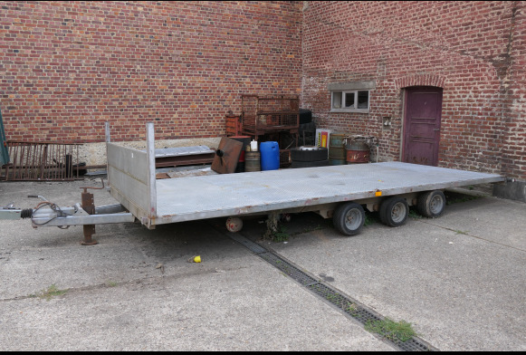 Remorque plateau triple essieu surbaissée Costo 3 x 35 (2002-VIN:YA9742139YC143150) (REF 010383-027) - Приколка платформа: слика 3 Remorque plateau triple essieu surbaissée Costo 3 x 35 (2002-VIN:YA9742139YC143150) (REF 010383-027) - Приколка платформа: слика 3