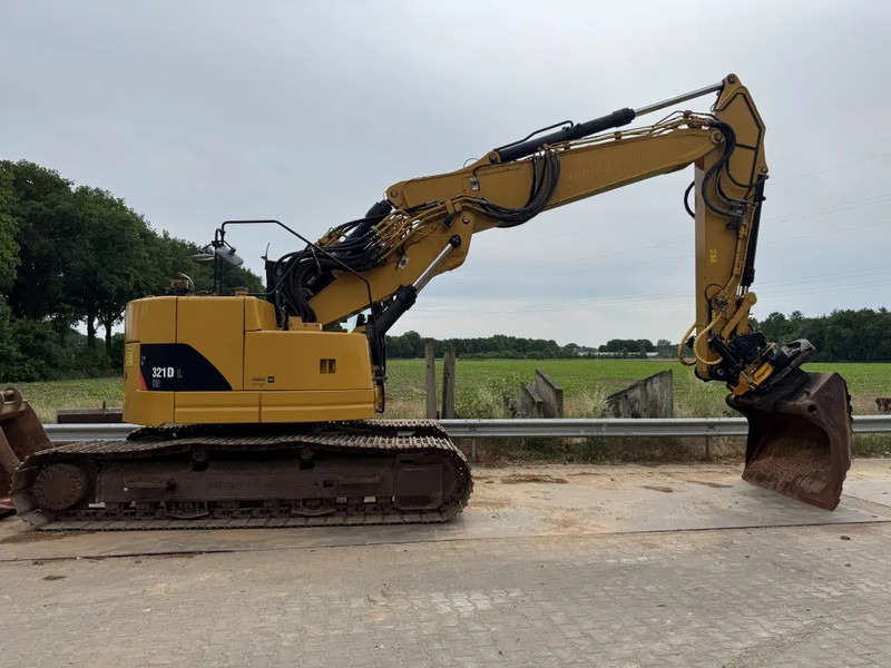 Caterpillar 321D Engcon Gripper 2011 3 Buckets! - Багер гасеничар: слика 4 Caterpillar 321D Engcon Gripper 2011 3 Buckets! - Багер гасеничар: слика 4