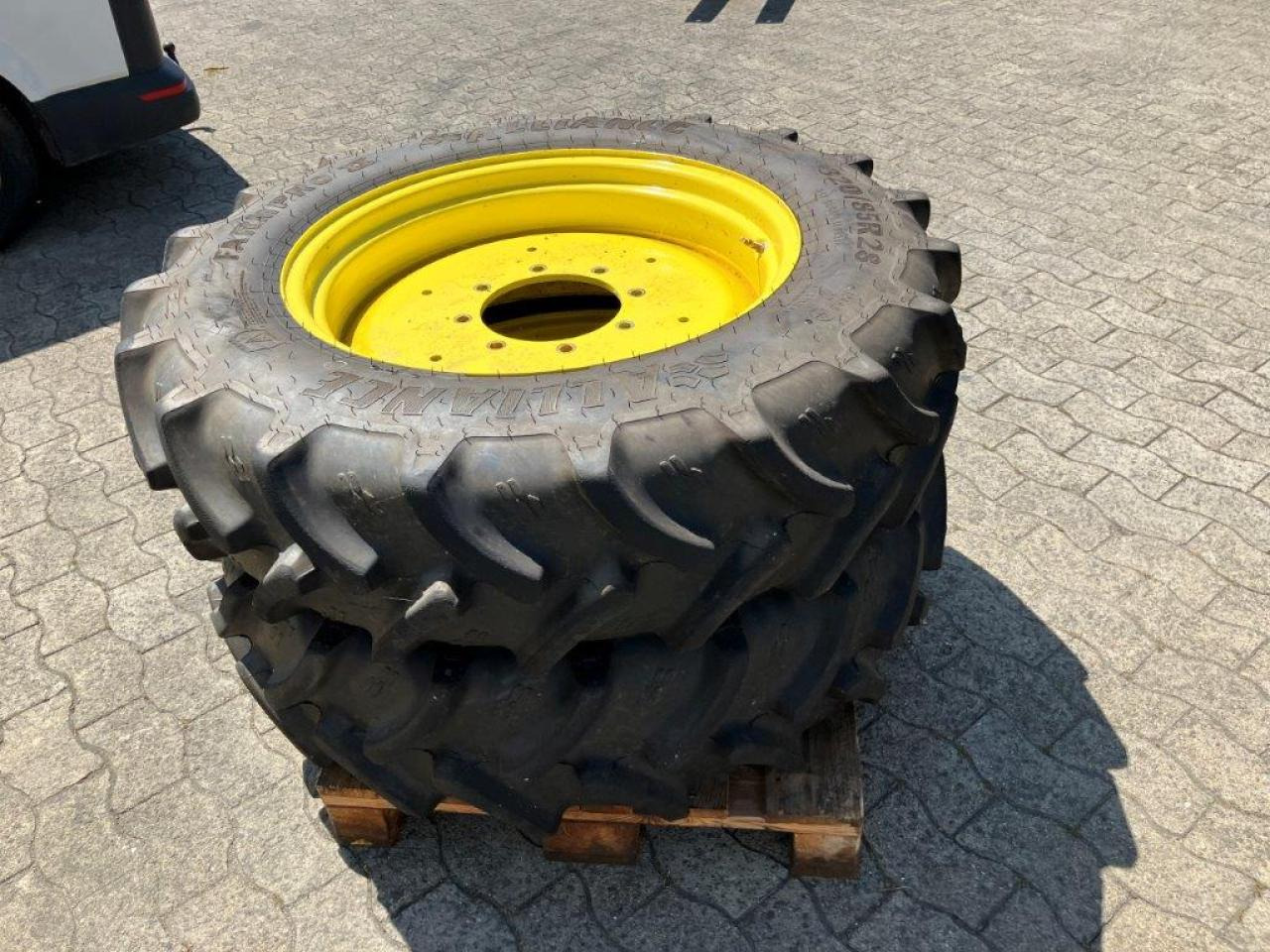 Alliance 320/85R28 - Гума за Земјоделска машина: слика 3 Alliance 320/85R28 - Гума за Земјоделска машина: слика 3