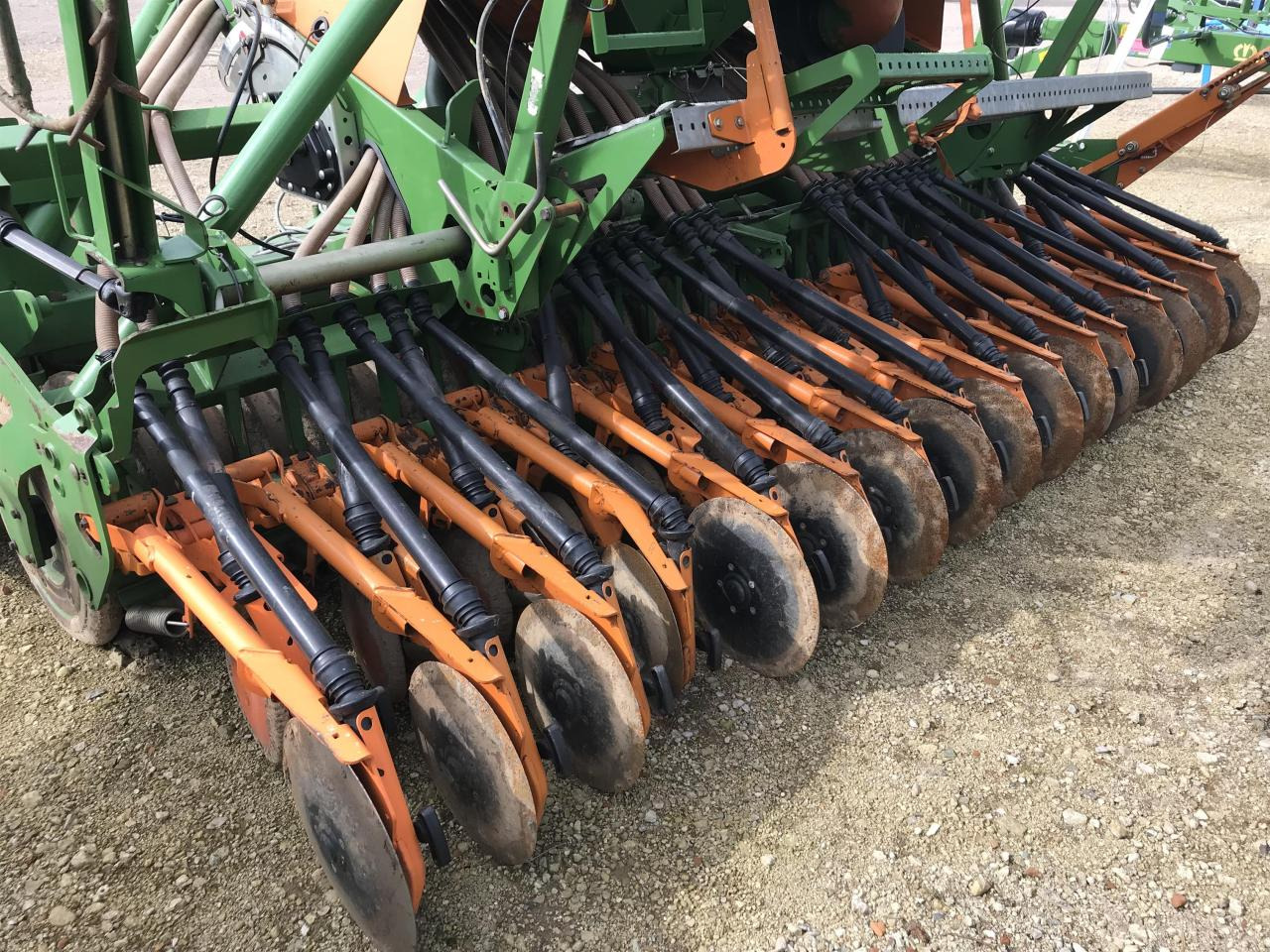 Amazone AD-P Super und KG4000 - Семенска дупчалка: слика 2 Amazone AD-P Super und KG4000 - Семенска дупчалка: слика 2