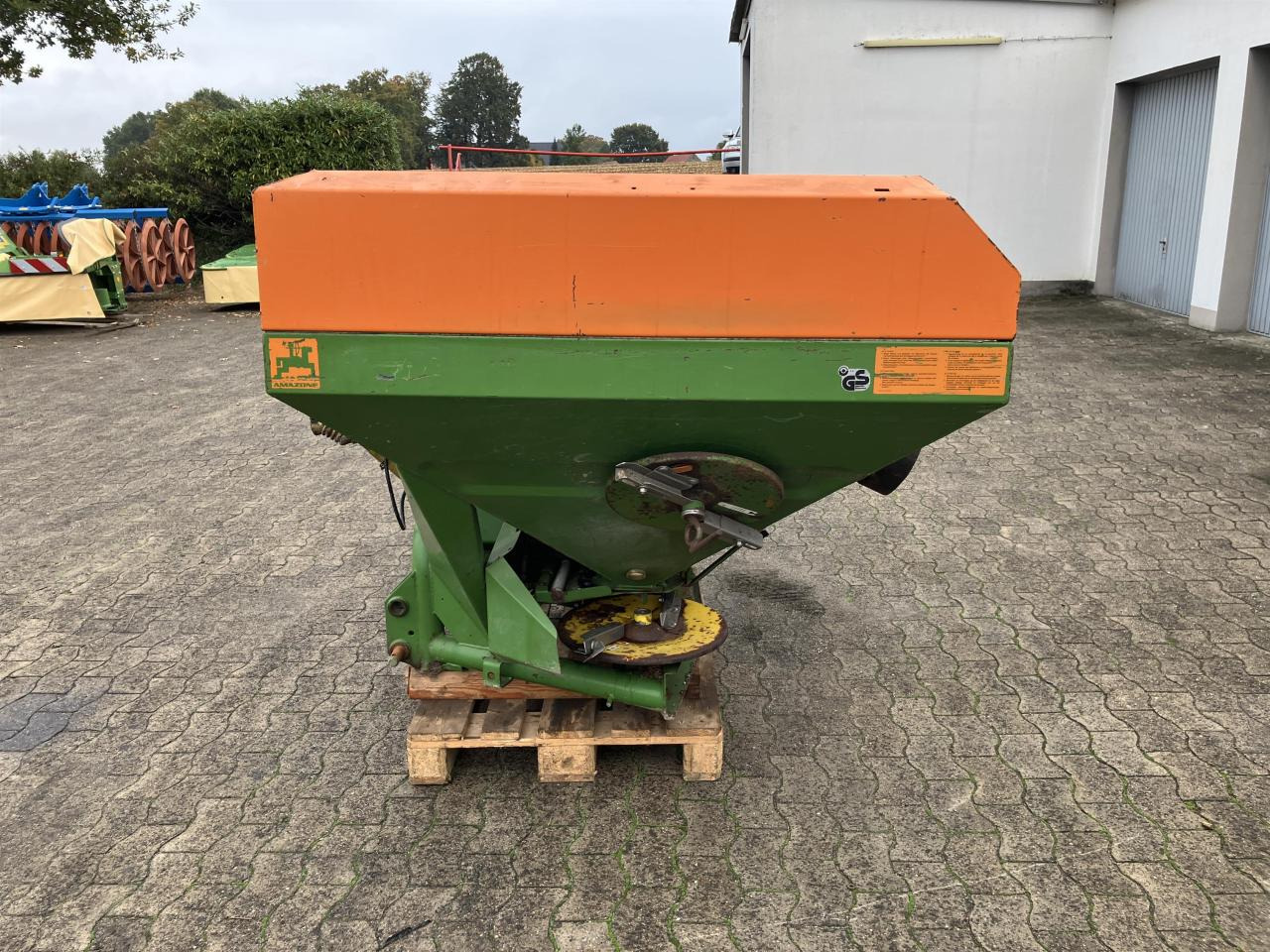 Amazone ZA-U 1001 - Распрскувач на вештачко ѓубриво: слика 2 Amazone ZA-U 1001 - Распрскувач на вештачко ѓубриво: слика 2