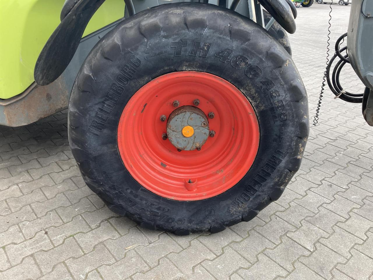 CLAAS Scorpion 9040 VariPower - Телескопски ракувач: слика 4 CLAAS Scorpion 9040 VariPower - Телескопски ракувач: слика 4