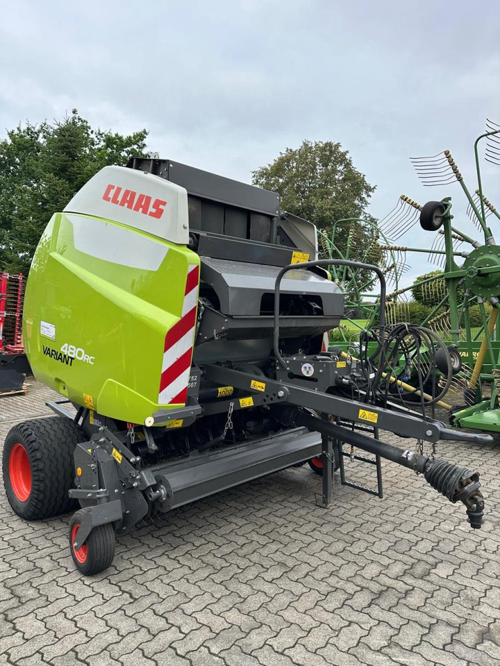 CLAAS Variant 480RC - Балирка за тркалезни бали: слика 1 CLAAS Variant 480RC - Балирка за тркалезни бали: слика 1