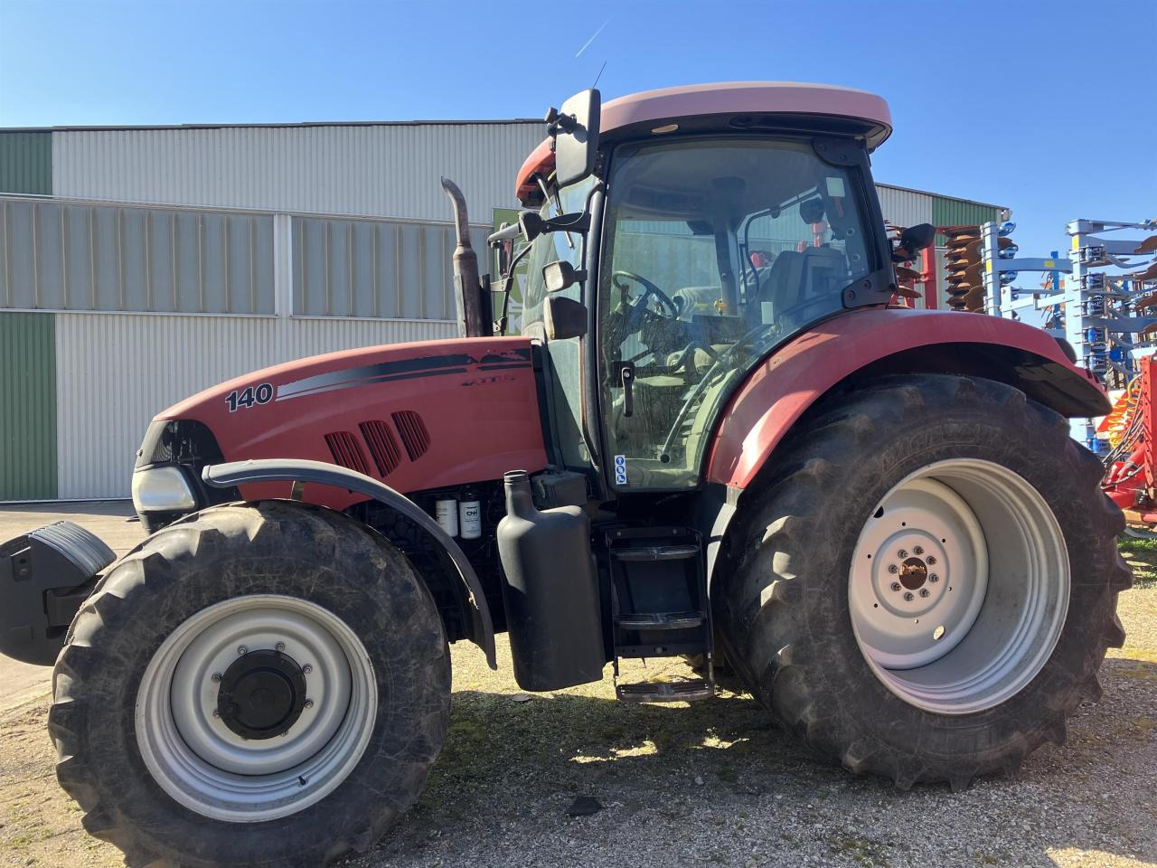 Case-IH Maxxum 140 MC Profi - Трактор: слика 1 Case-IH Maxxum 140 MC Profi - Трактор: слика 1