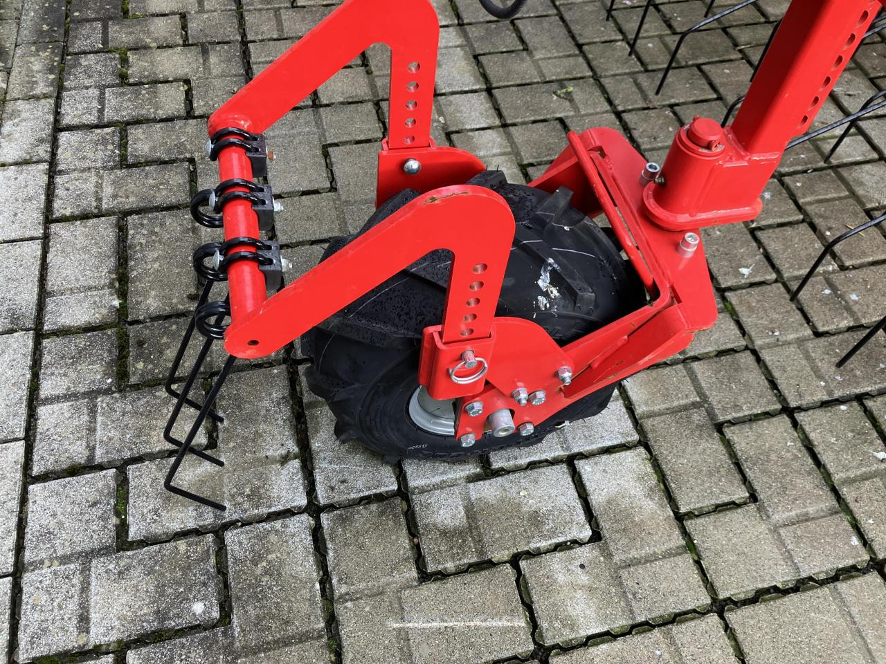 Einböck Aerostar 1200 Exact - Опрема за обработка на почва: слика 4 Einböck Aerostar 1200 Exact - Опрема за обработка на почва: слика 4