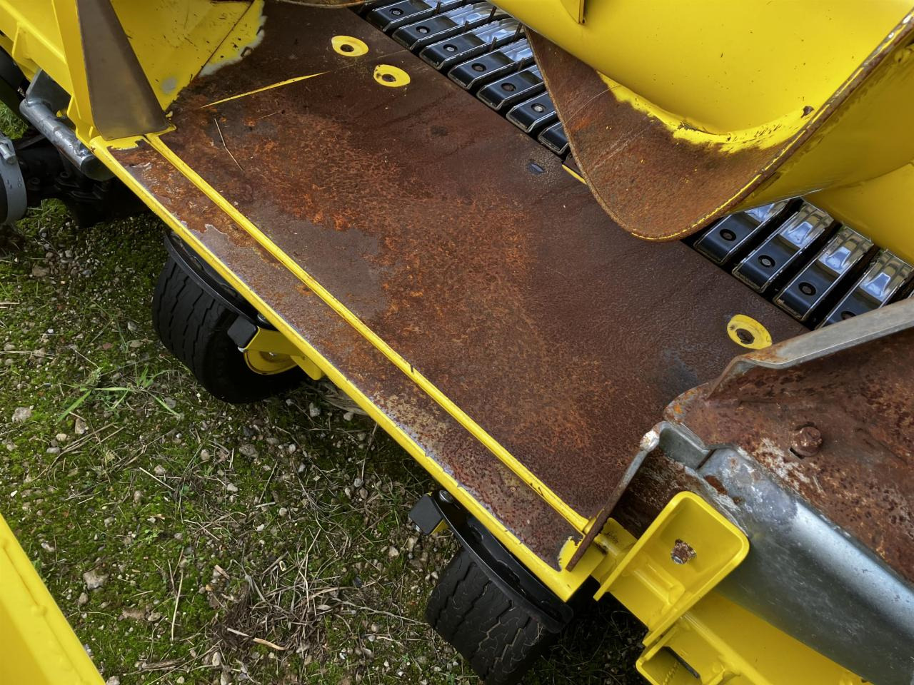 John Deere 30R - Додатни делови за жнеач на сточна храна: слика 4 John Deere 30R - Додатни делови за жнеач на сточна храна: слика 4