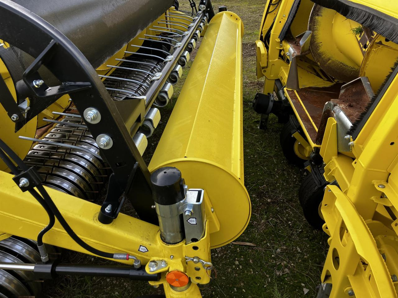 John Deere 30R - Додатни делови за жнеач на сточна храна: слика 5 John Deere 30R - Додатни делови за жнеач на сточна храна: слика 5