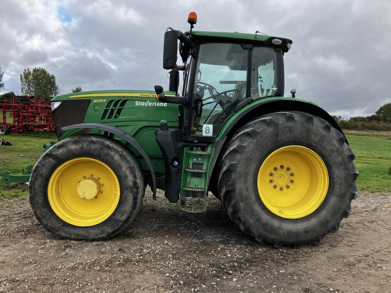 John Deere 6215R - Трактор: слика 1 John Deere 6215R - Трактор: слика 1