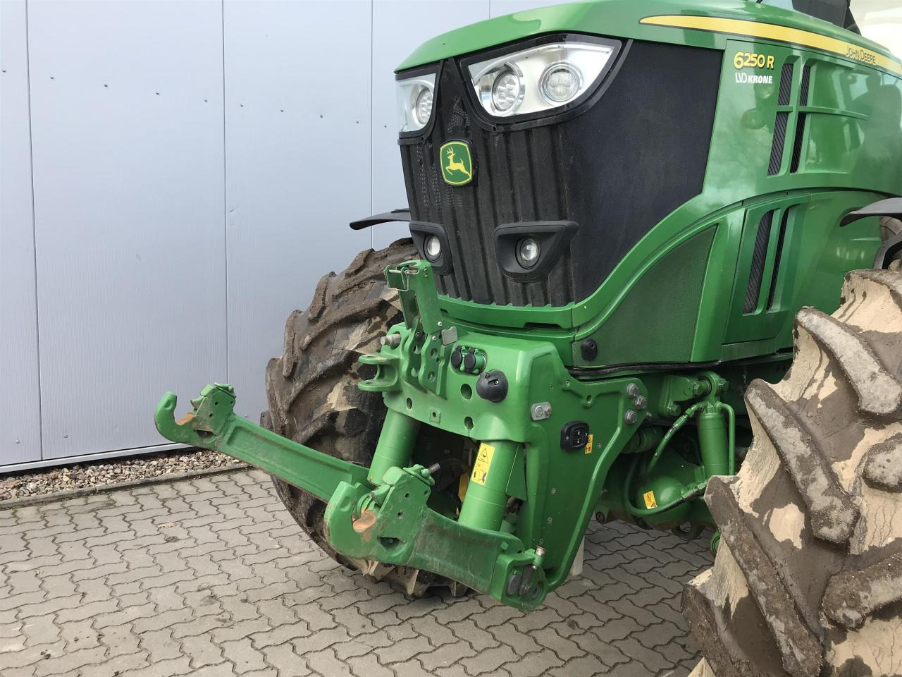 John Deere 6250R - Трактор: слика 4 John Deere 6250R - Трактор: слика 4