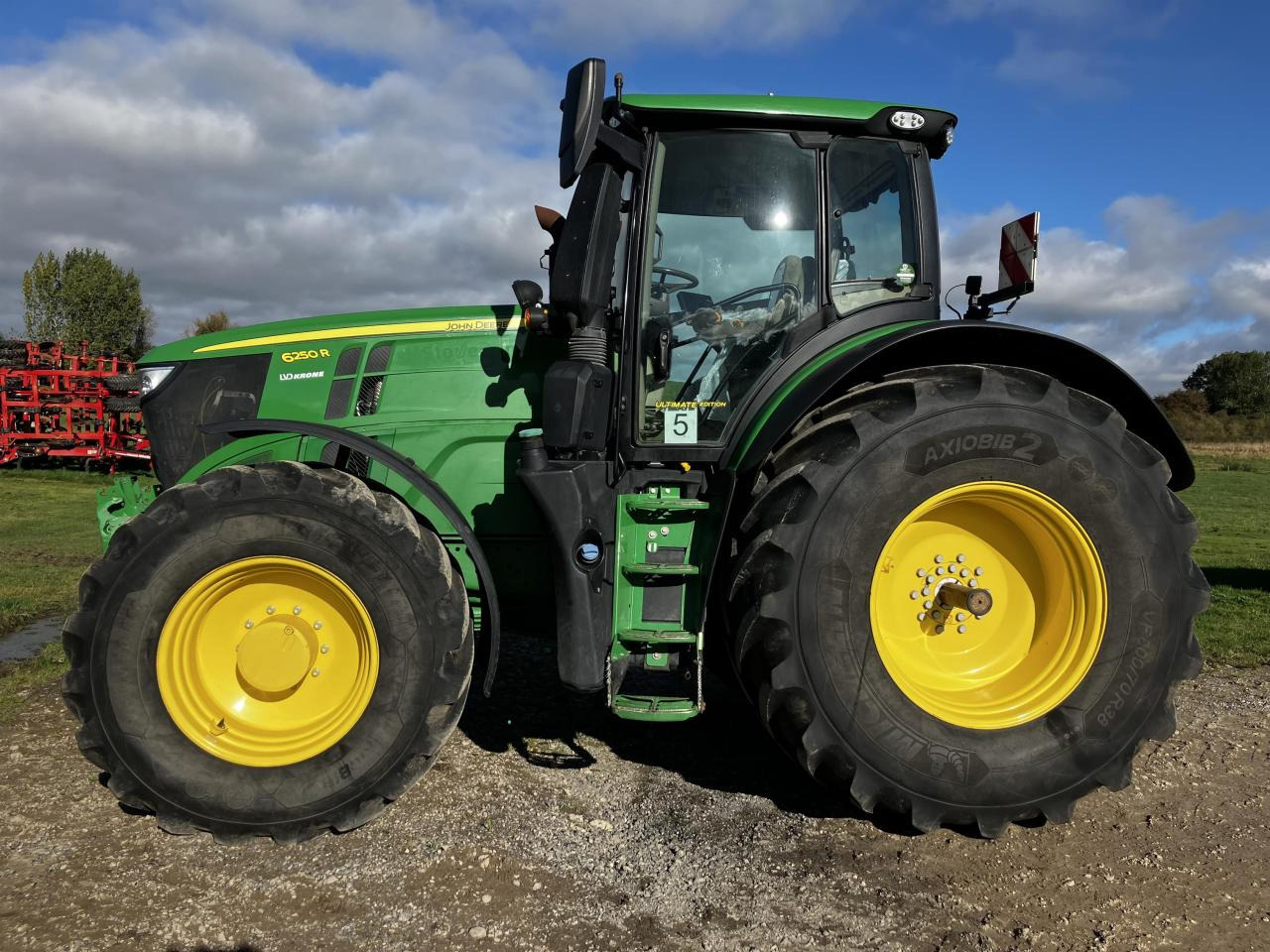 John Deere 6250R - Трактор: слика 2 John Deere 6250R - Трактор: слика 2