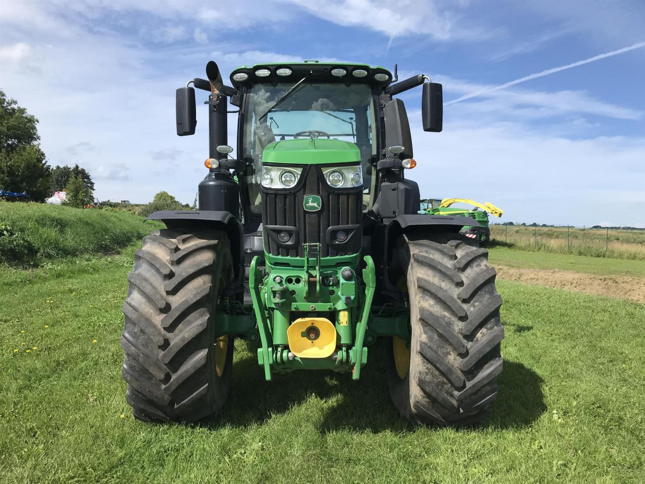 John Deere 6250R - Трактор: слика 3 John Deere 6250R - Трактор: слика 3