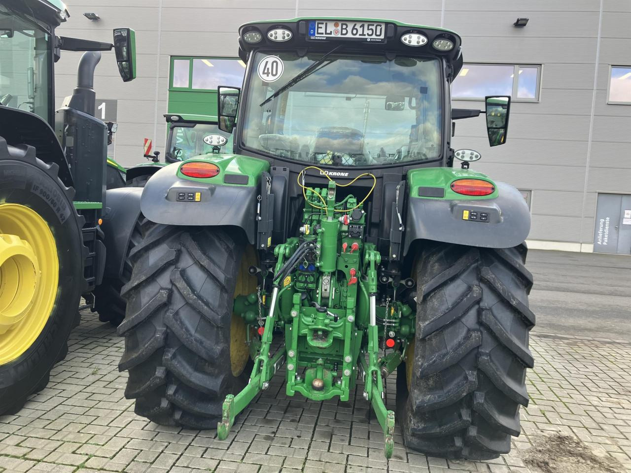 John Deere 6R 150 - Трактор: слика 3 John Deere 6R 150 - Трактор: слика 3