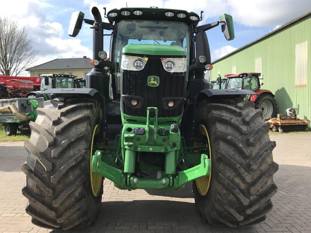 John Deere 6R 250 - Трактор: слика 3 John Deere 6R 250 - Трактор: слика 3