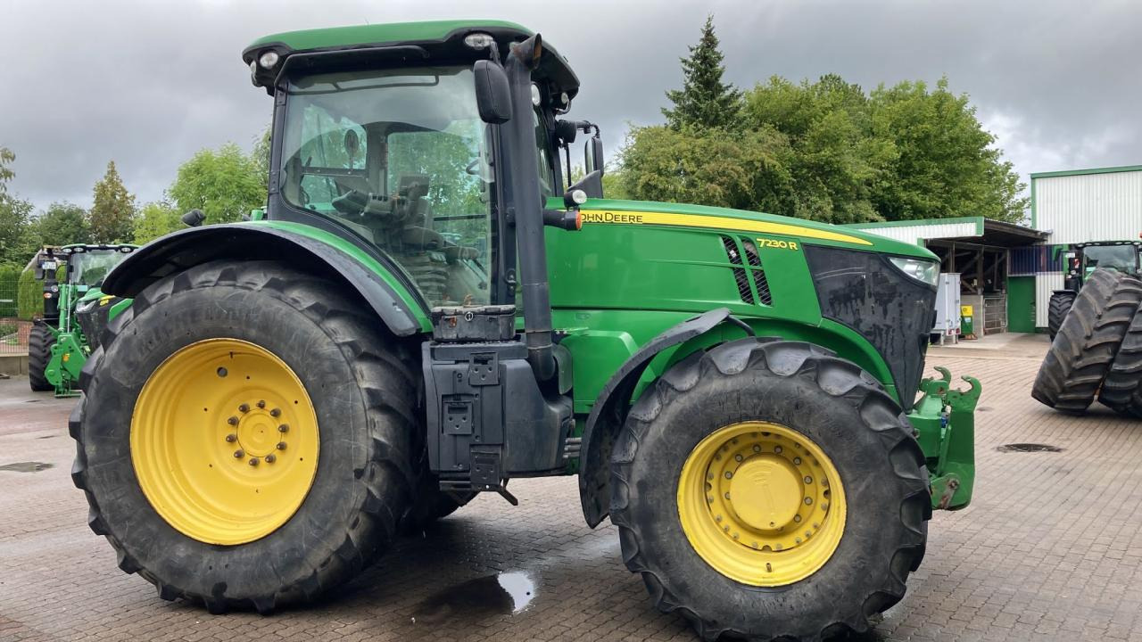 John Deere 7230R - Трактор: слика 2 John Deere 7230R - Трактор: слика 2
