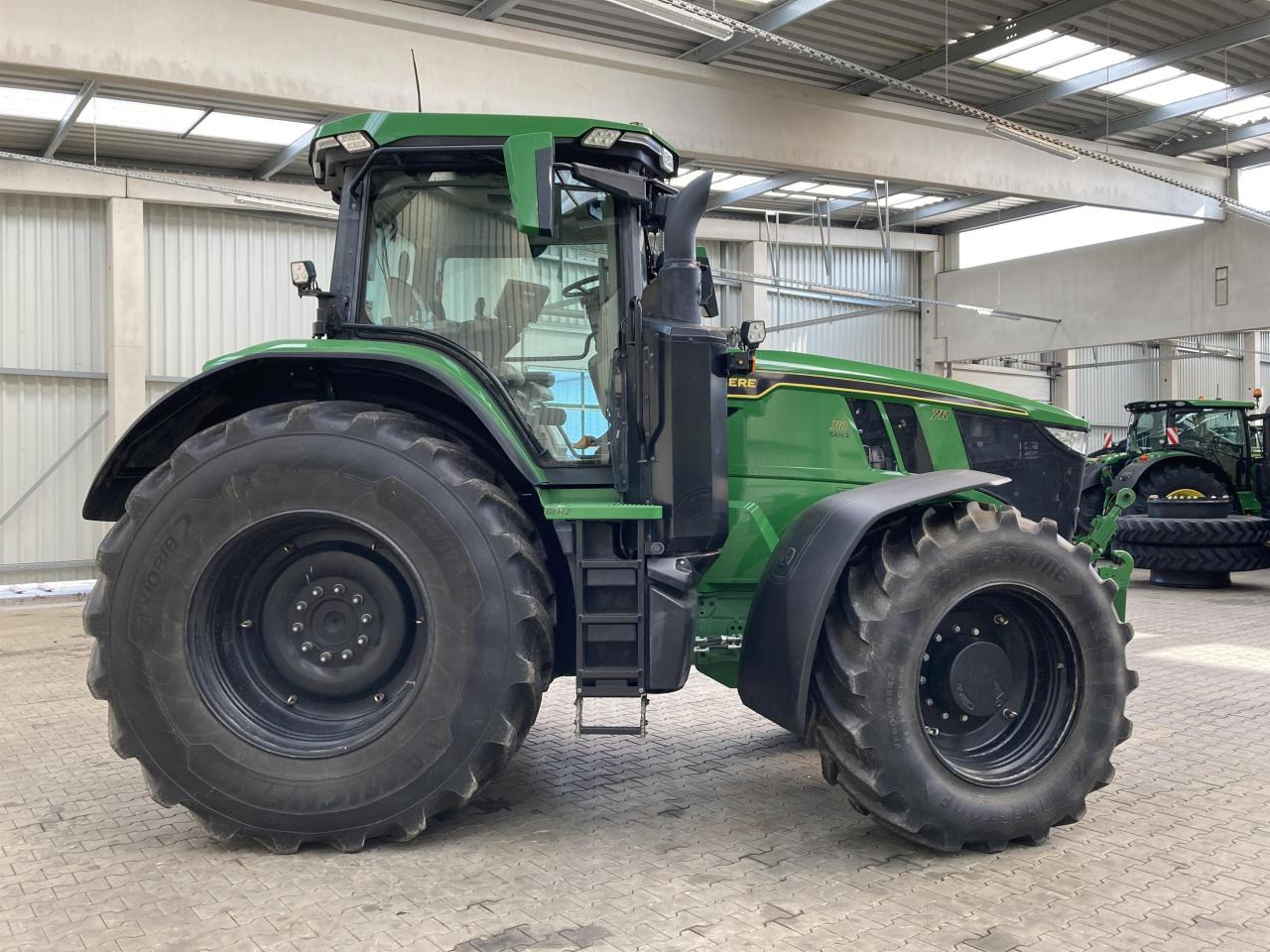 John Deere 7R 310 - Трактор: слика 5 John Deere 7R 310 - Трактор: слика 5