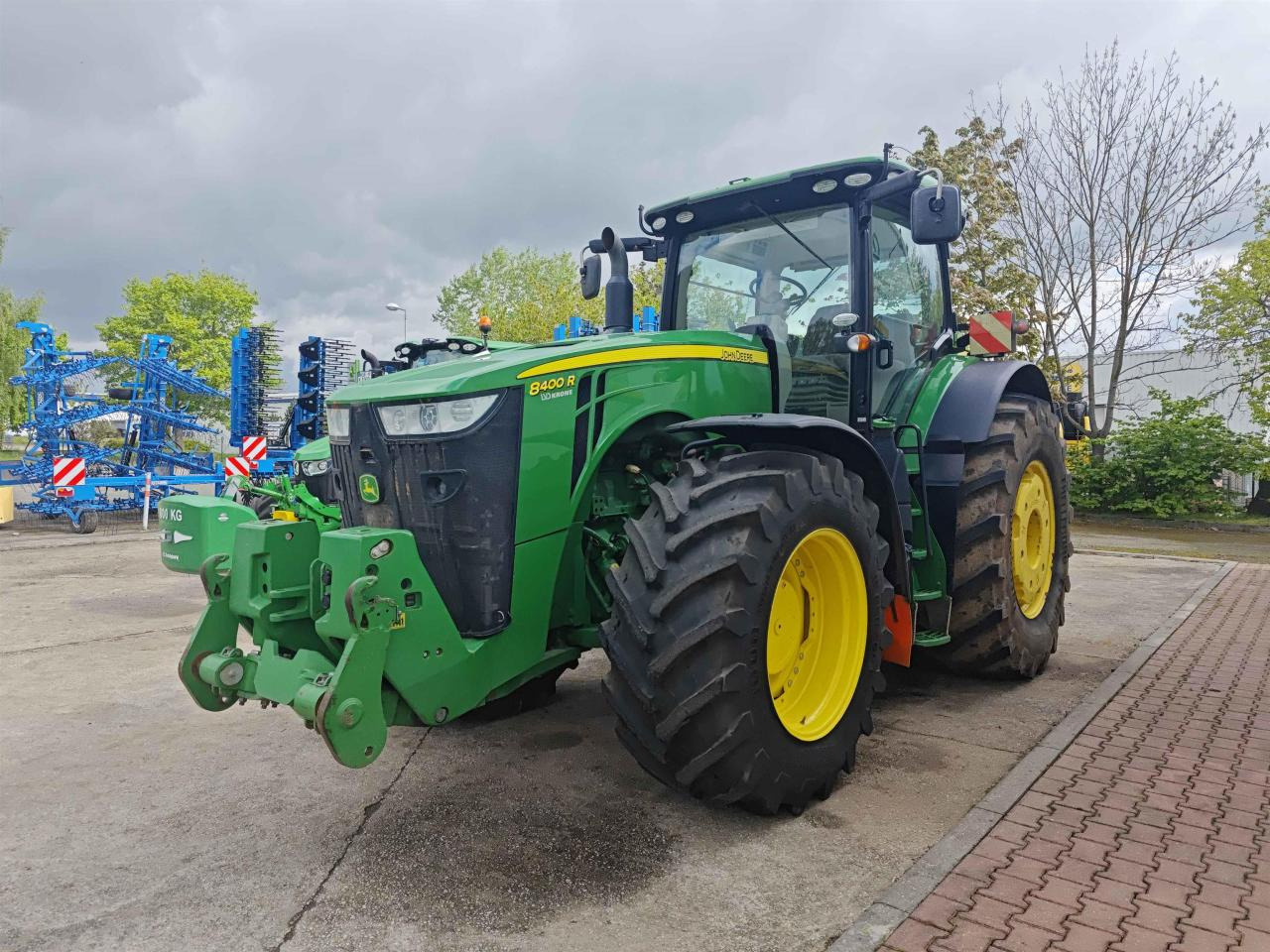 John Deere 8400R - Трактор: слика 2 John Deere 8400R - Трактор: слика 2