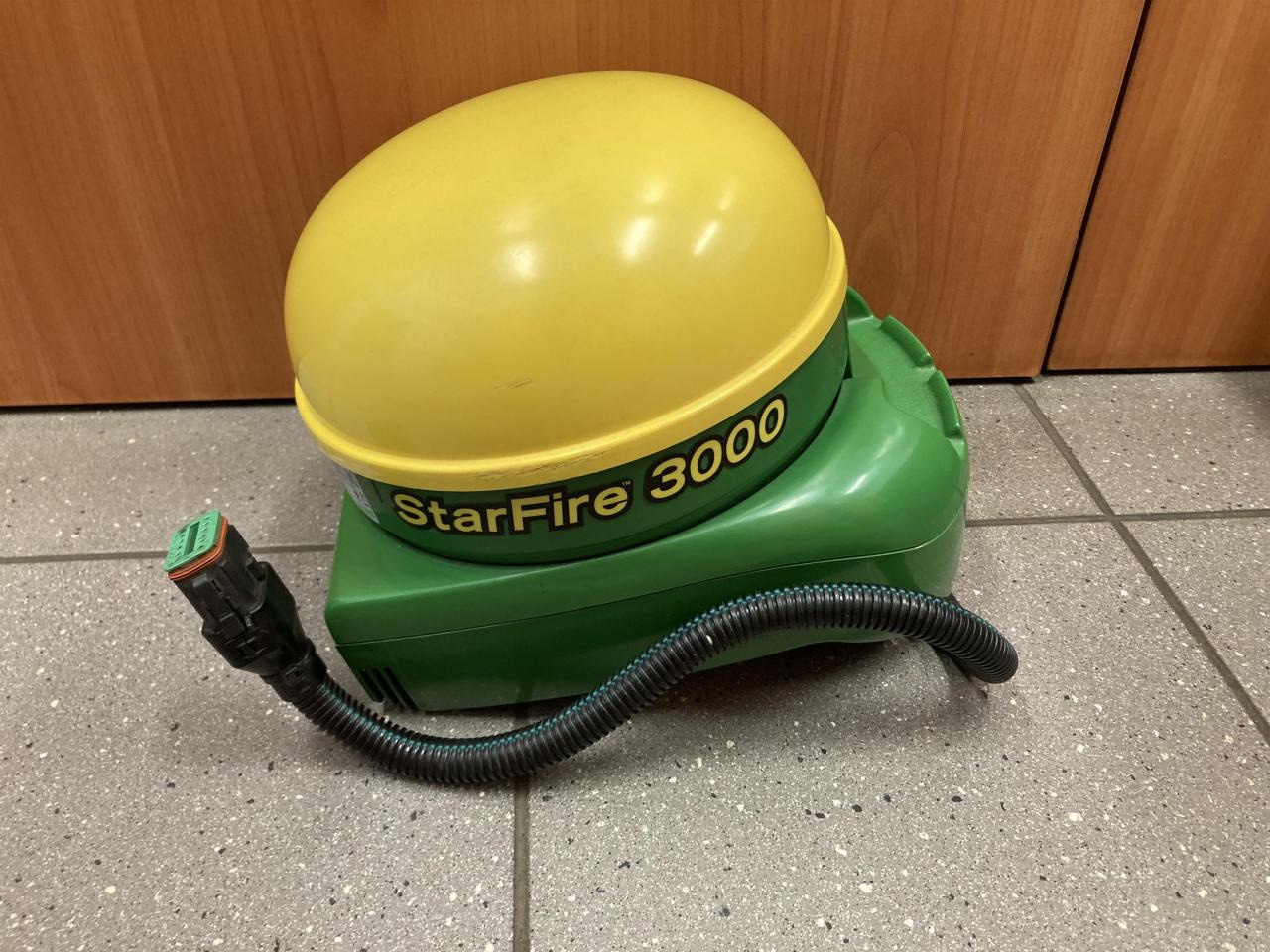 John Deere SF3000 SF2 - Систем за навигација за Земјоделска машина: слика 2 John Deere SF3000 SF2 - Систем за навигација за Земјоделска машина: слика 2