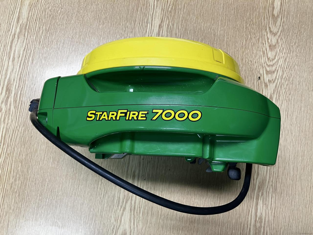 John Deere SF7000 - Систем за навигација за Земјоделска машина: слика 1 John Deere SF7000 - Систем за навигација за Земјоделска машина: слика 1