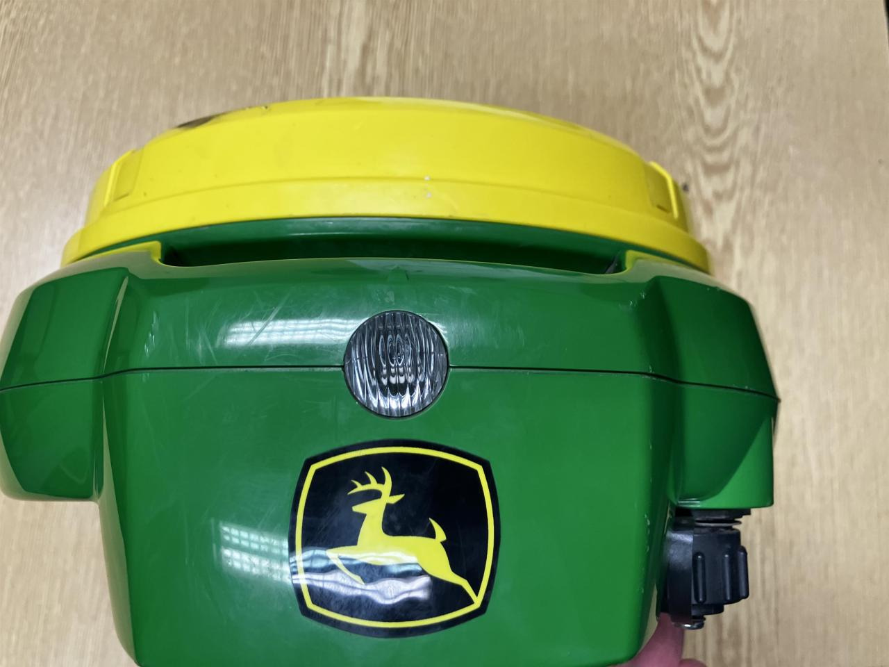 John Deere SF7000 - Систем за навигација за Земјоделска машина: слика 2 John Deere SF7000 - Систем за навигација за Земјоделска машина: слика 2