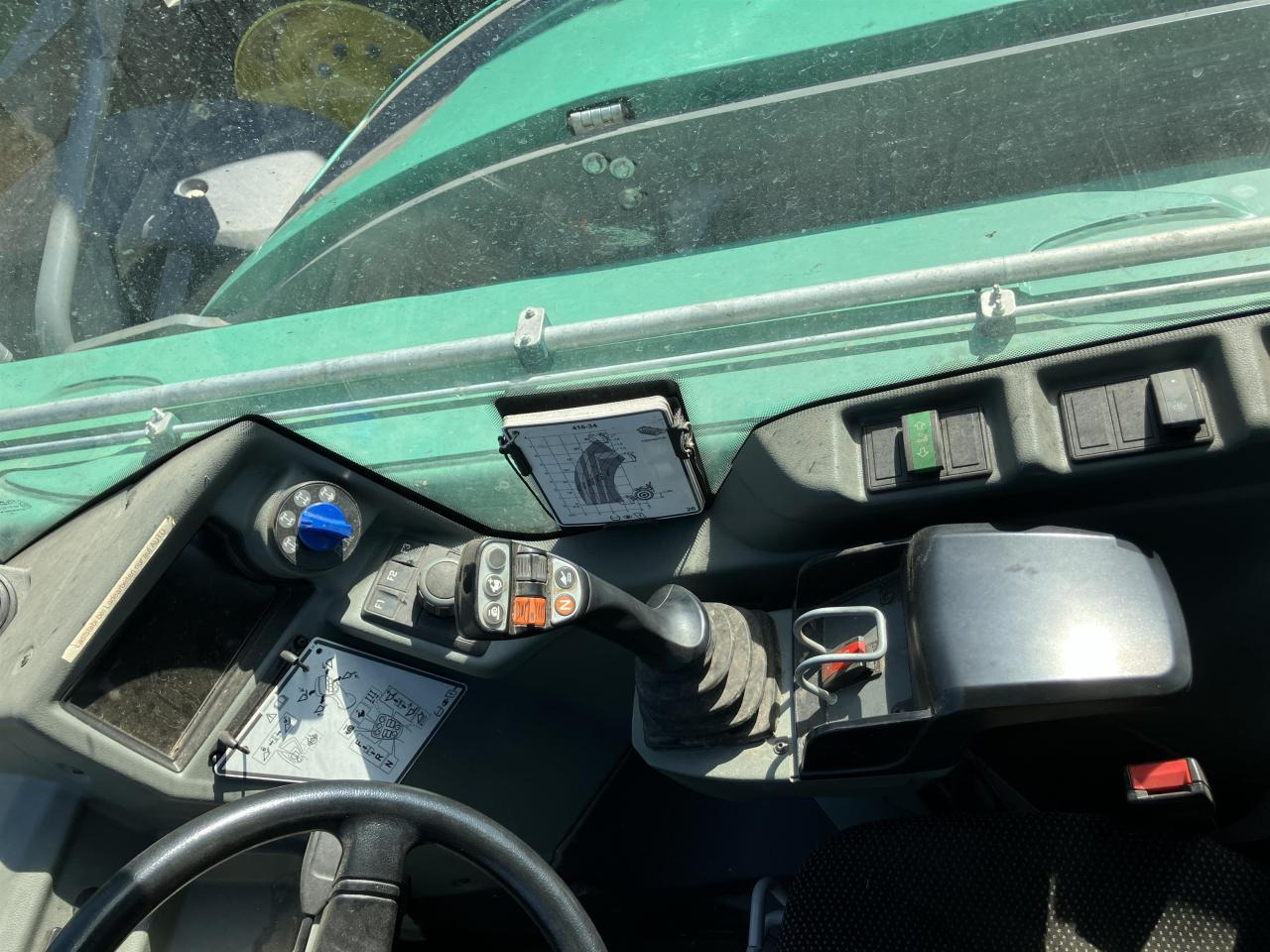 Kramer KT557 - Телескопски ракувач: слика 4 Kramer KT557 - Телескопски ракувач: слика 4