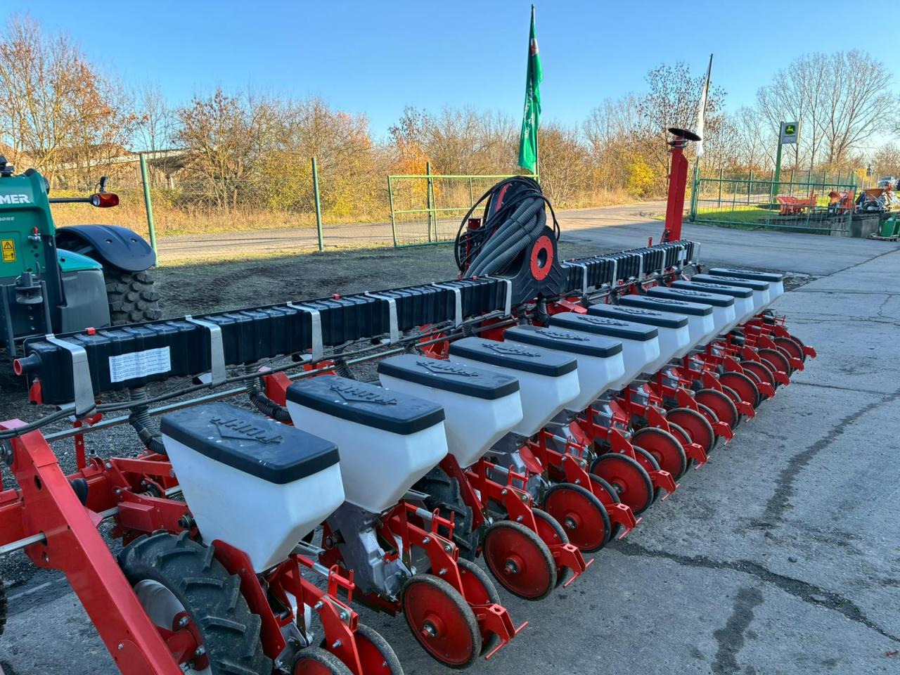 Kuhn PL2 Monob 6M00 12RG - Прецизна машина за сеење: слика 3 Kuhn PL2 Monob 6M00 12RG - Прецизна машина за сеење: слика 3