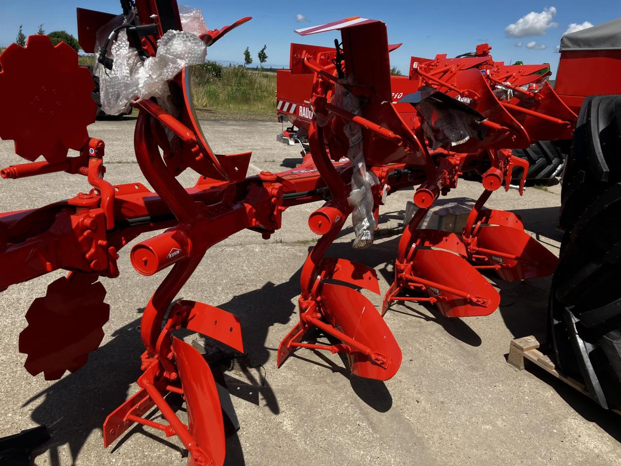 Kuhn Vari-Master L5E - Плуг: слика 2 Kuhn Vari-Master L5E - Плуг: слика 2