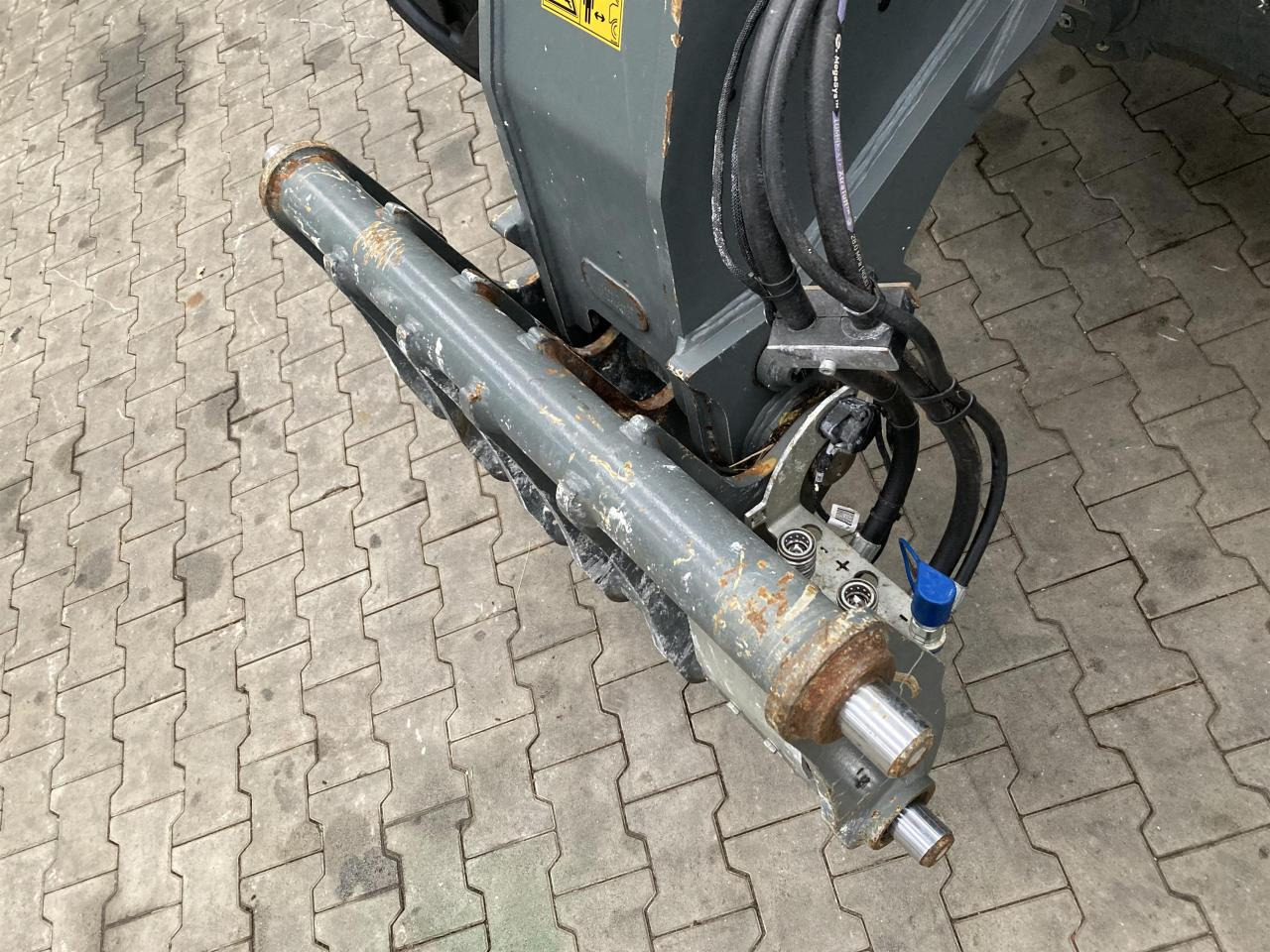 Liebherr 46-7S - Телескопски ракувач: слика 4 Liebherr 46-7S - Телескопски ракувач: слика 4