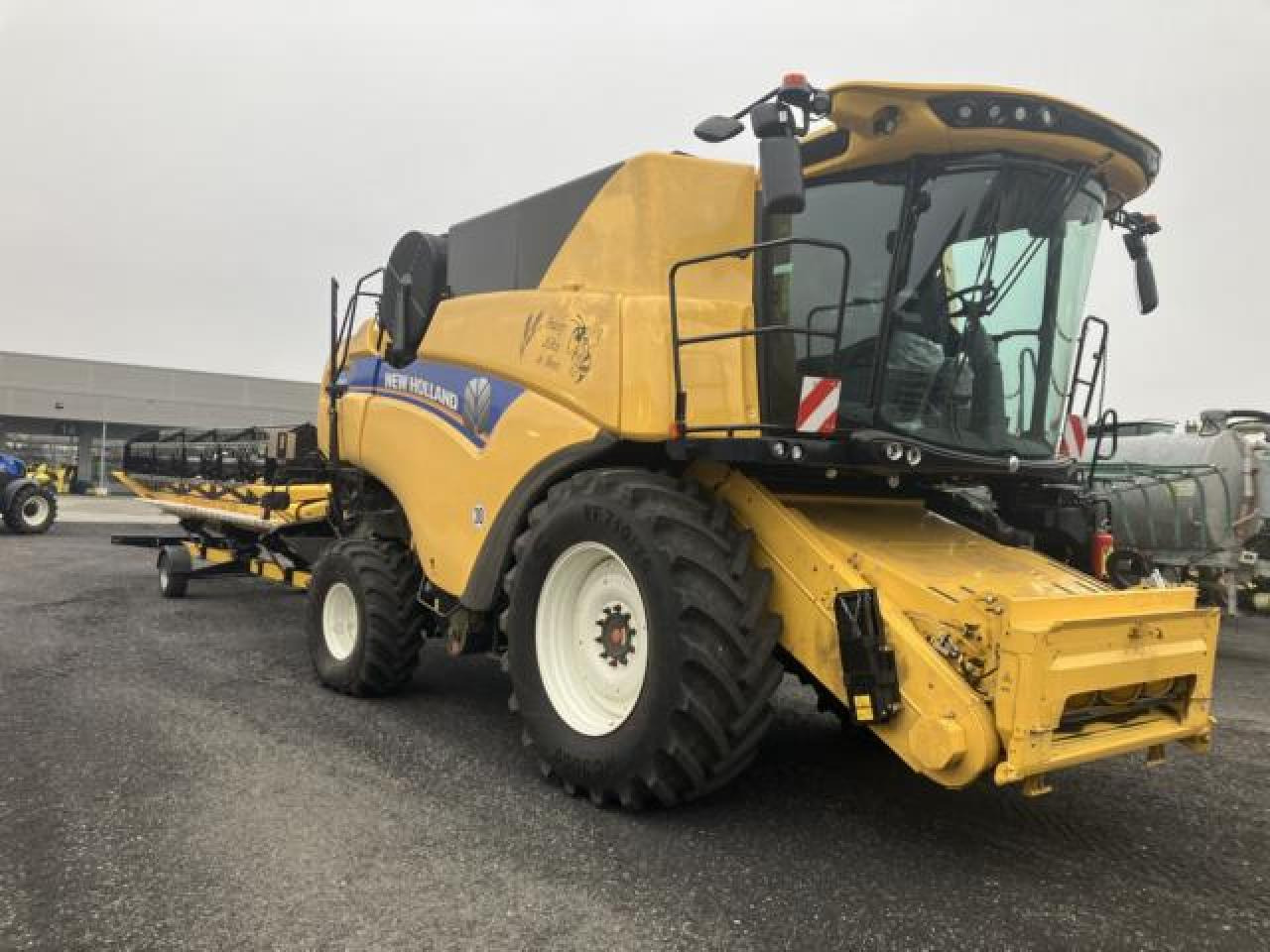 New Holland CX 8.70 - Комбајн: слика 2 New Holland CX 8.70 - Комбајн: слика 2
