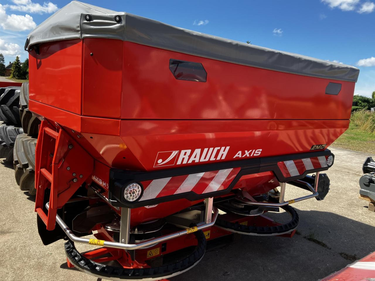 Rauch Axis H 50.2 EMC + W - Распрскувач на вештачко ѓубриво: слика 1 Rauch Axis H 50.2 EMC + W - Распрскувач на вештачко ѓубриво: слика 1