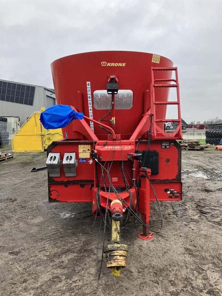 Trioliet Solomix 2-1600 VLH-B - Вагон за мешање сточна храна: слика 3 Trioliet Solomix 2-1600 VLH-B - Вагон за мешање сточна храна: слика 3