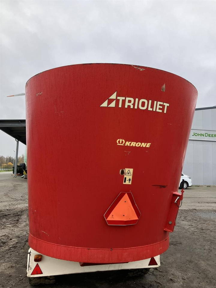 Trioliet Solomix 2-1600 VLH-B - Вагон за мешање сточна храна: слика 4 Trioliet Solomix 2-1600 VLH-B - Вагон за мешање сточна храна: слика 4