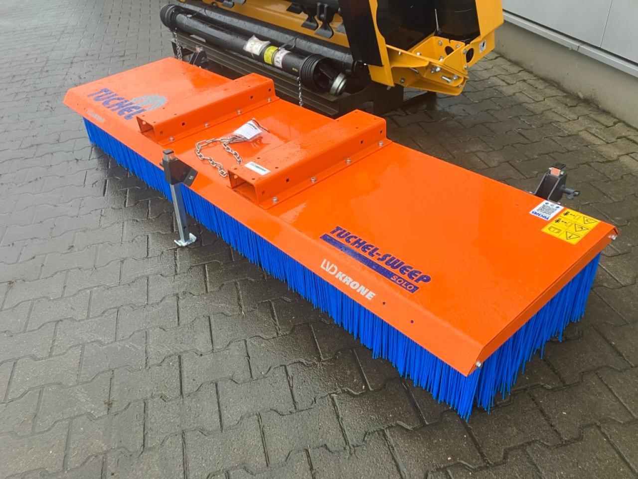 Tuchel Solo 250 - Метла: слика 1 Tuchel Solo 250 - Метла: слика 1