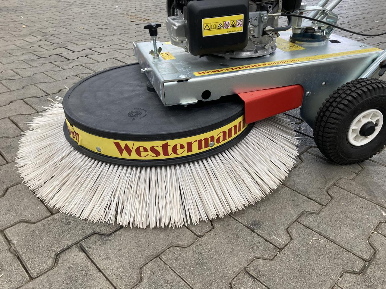 Westermann WR 870 Honda - Метла: слика 3 Westermann WR 870 Honda - Метла: слика 3