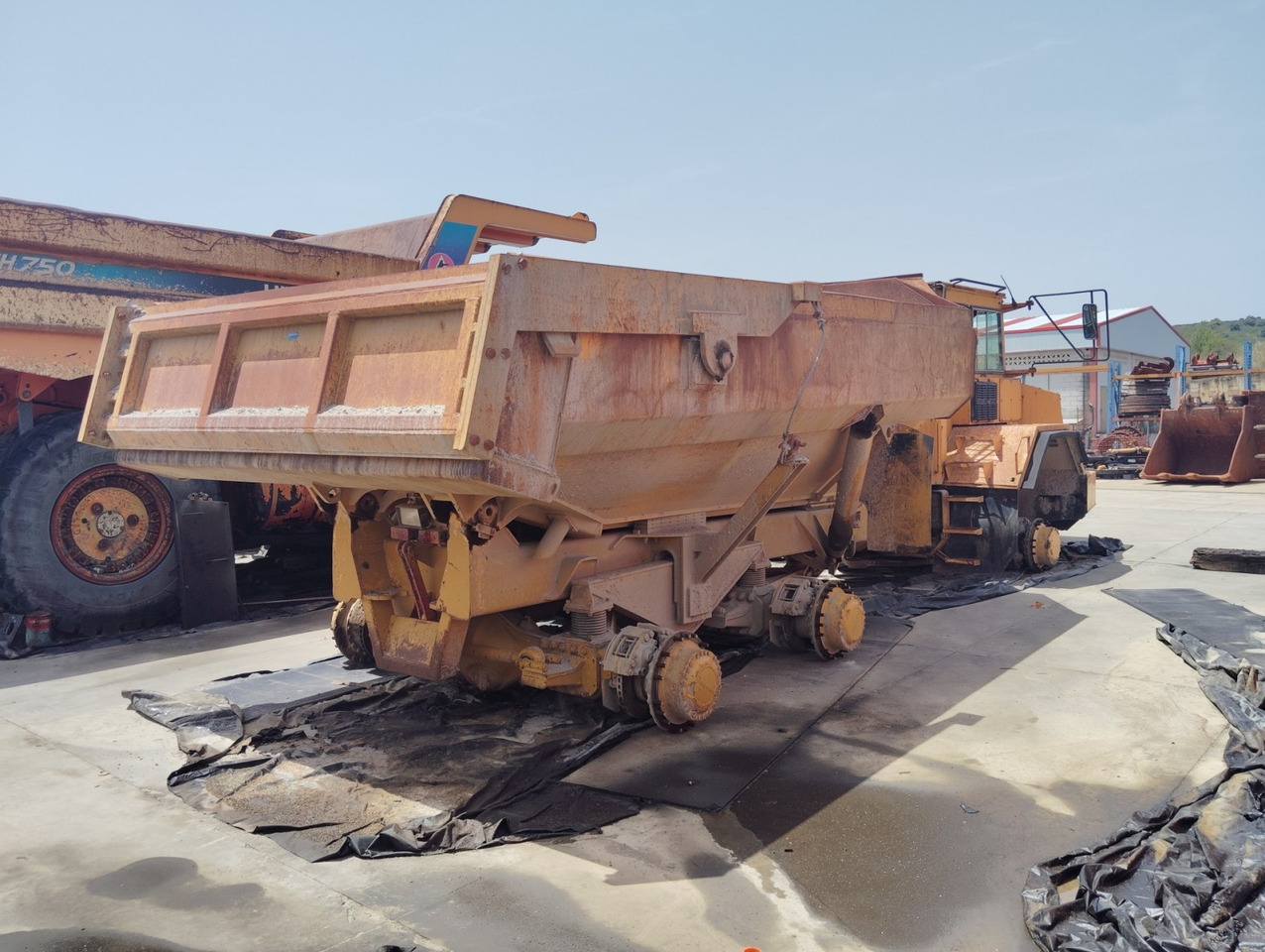 DUMPER ARTICULADO VOLVO A35 - Зглобен истоварувач: слика 4 DUMPER ARTICULADO VOLVO A35 - Зглобен истоварувач: слика 4