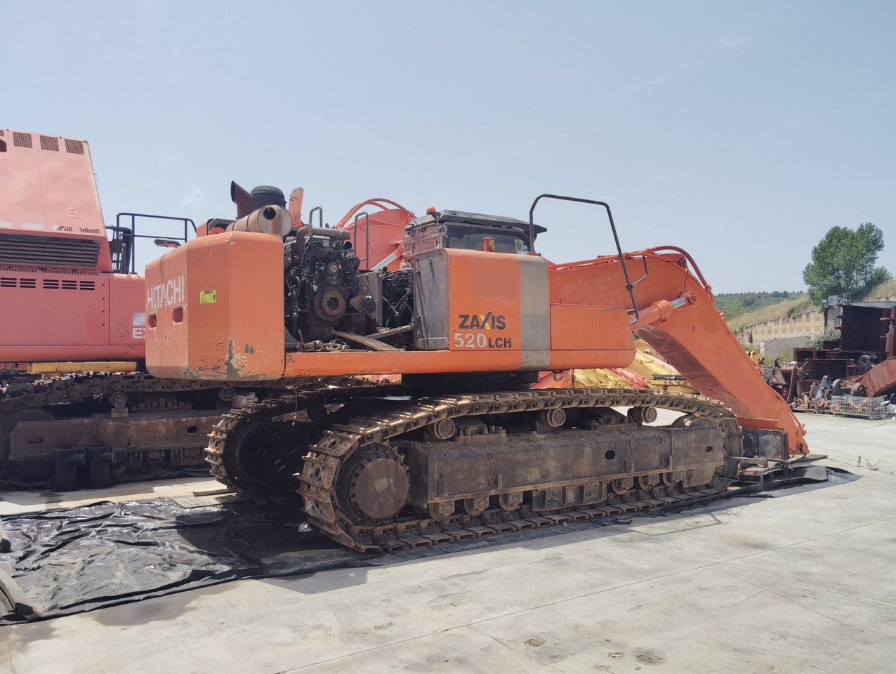EXCAVADORA HITACHI ZX520LCH-3 - Багер гасеничар: слика 2 EXCAVADORA HITACHI ZX520LCH-3 - Багер гасеничар: слика 2