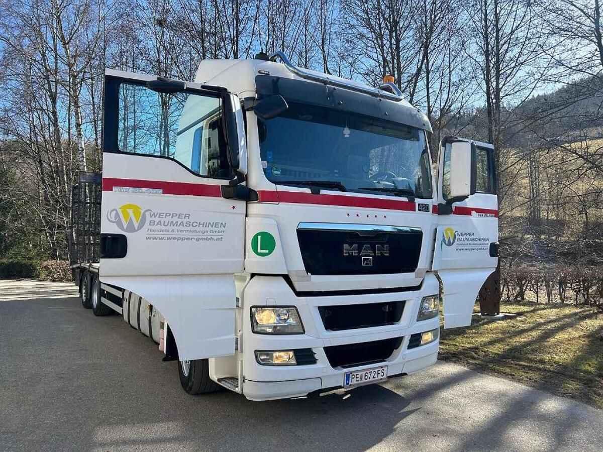 MAN TGX26.400 - Камион со платформа: слика 5 MAN TGX26.400 - Камион со платформа: слика 5