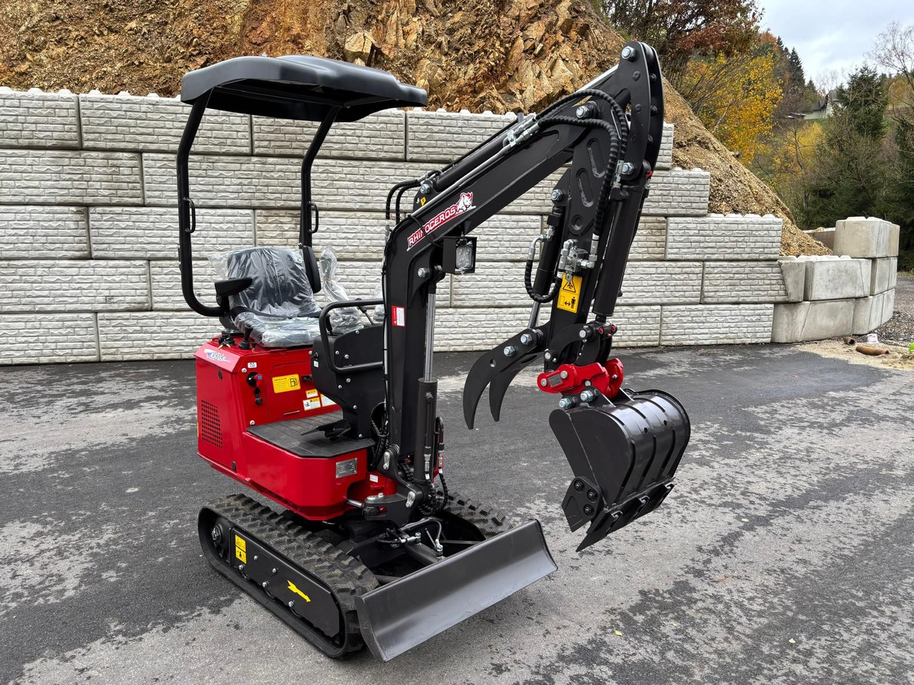 Rhinoceros MY10-8 - Мини багер: слика 4 Rhinoceros MY10-8 - Мини багер: слика 4