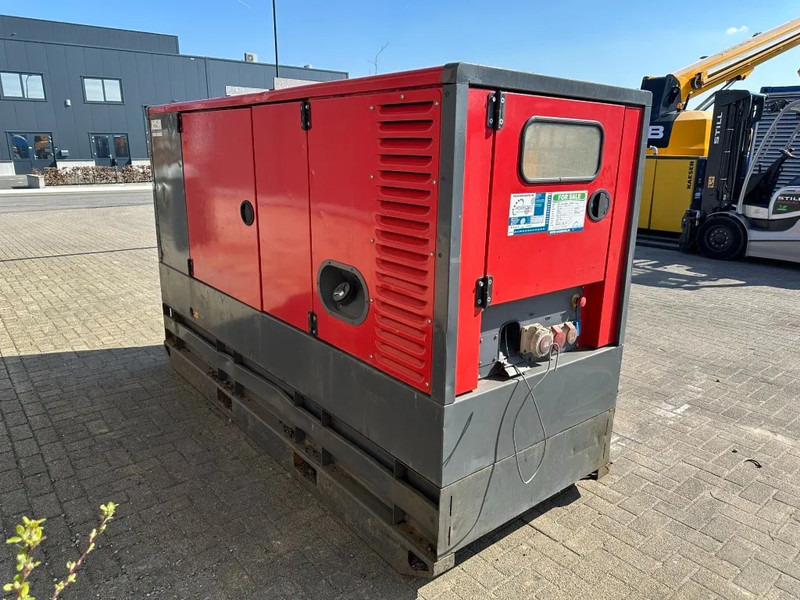 Генераторска поставка Atlas-Copco QAS 60 Perkins Stamford 60 kVA Silent Rental generatorset: слика 6