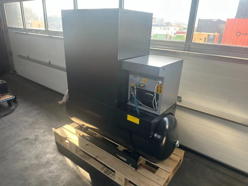 Contimac NS CN 10S 270D 7.5 kW 965 L / min 10 Bar Elektrische Schroefcompressor met Droger en Ketel - Компресор за воздух: слика 4 Contimac NS CN 10S 270D 7.5 kW 965 L / min 10 Bar Elektrische Schroefcompressor met Droger en Ketel - Компресор за воздух: слика 4