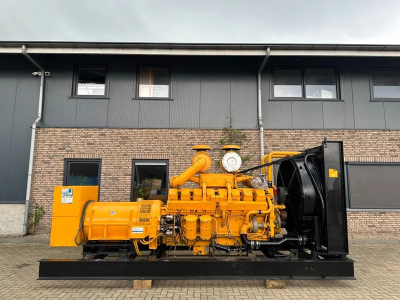 Cummins KTA 50 G1 SDMO Leroy Somer 1125 kVA generatorset ex emergency 580 hours - Генераторска поставка: слика 2 Cummins KTA 50 G1 SDMO Leroy Somer 1125 kVA generatorset ex emergency 580 hours - Генераторска поставка: слика 2