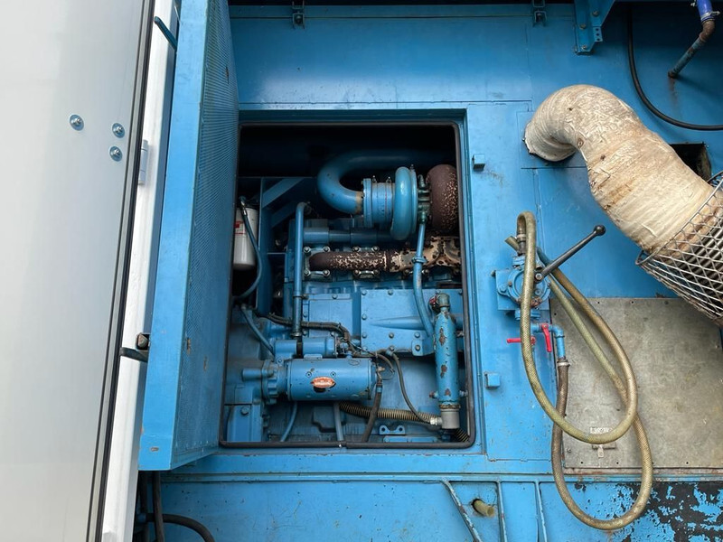 Cummins KTTA 19 G Leroy Somer 450 kVA Supersilent Mobiele generatorset op aanhanger - Генераторска поставка: слика 2 Cummins KTTA 19 G Leroy Somer 450 kVA Supersilent Mobiele generatorset op aanhanger - Генераторска поставка: слика 2