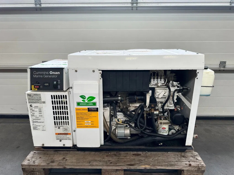 Cummins Onan MDKBP Kubota 4 cilinder Diesel 13.5 kVA Marine Silent generatorset - Генераторска поставка: слика 2 Cummins Onan MDKBP Kubota 4 cilinder Diesel 13.5 kVA Marine Silent generatorset - Генераторска поставка: слика 2
