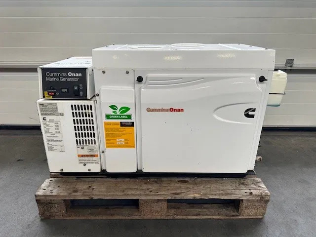 Cummins Onan MDKBP Kubota 4 cilinder Diesel 13.5 kVA Marine Silent generatorset - Генераторска поставка: слика 1 Cummins Onan MDKBP Kubota 4 cilinder Diesel 13.5 kVA Marine Silent generatorset - Генераторска поставка: слика 1